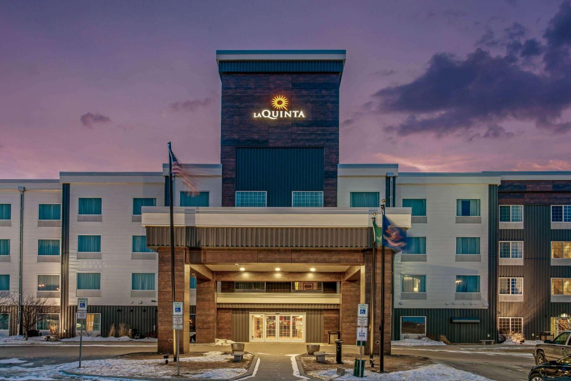 La Quinta By Wyndham Bismarck Exterior foto